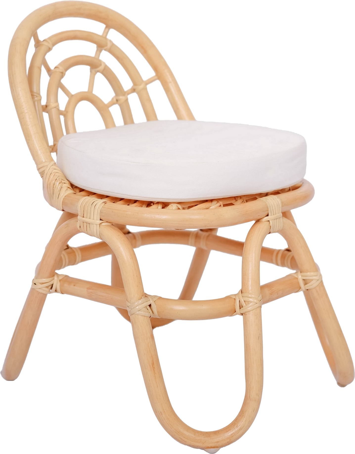 Børnestol Nordlys Furniture Pulau i håndflettet natur-rattan med aftagelig polstret hynde H49ÉÂB36ÉÂD42 cm